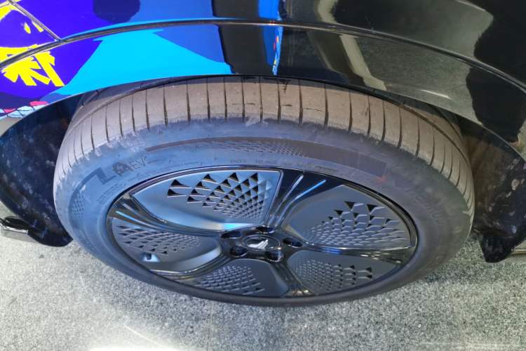 Used VOYAH COURAGE 2024 Long-Range Supercharge Edition