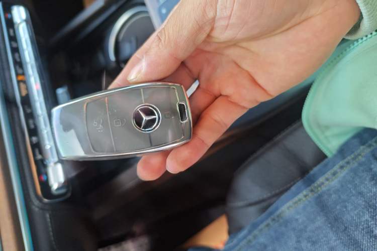 Used Mercedes-Benz GLS 2023 GLS 450 4MATIC Luxury Model Vehicle Key