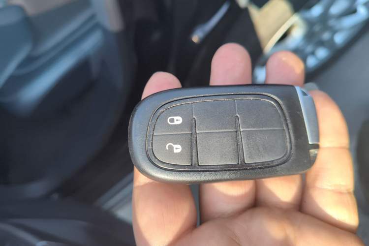 Used Jeep Cherokee 2016 2.4L Leading Edition
