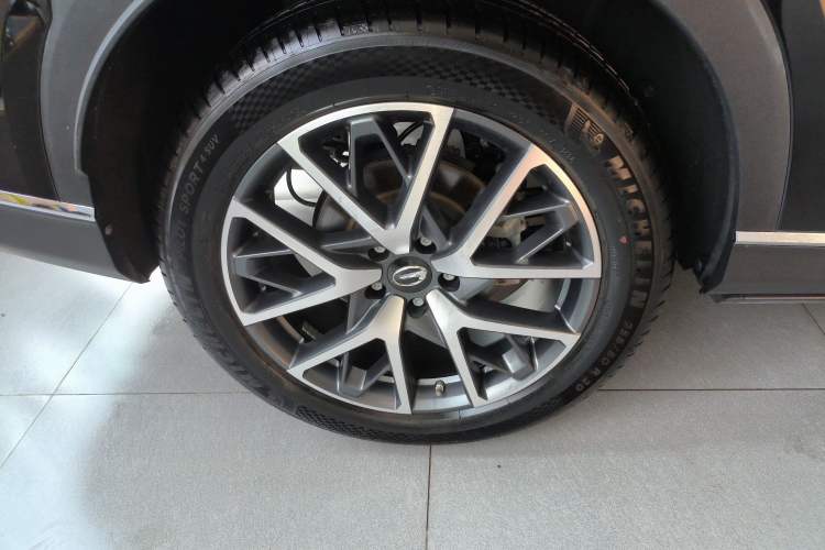 Used GAC Trumpchi GS8 2025 Linghang Series 2.0 TGDI Two-Wheel-Drive Luxury Edition 5 Seats