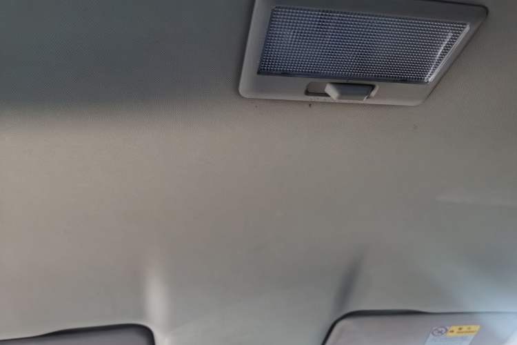 Used Suzuki S-Cross 2015 1.6L CVT Two-Wheel Drive Entry-Level Trim