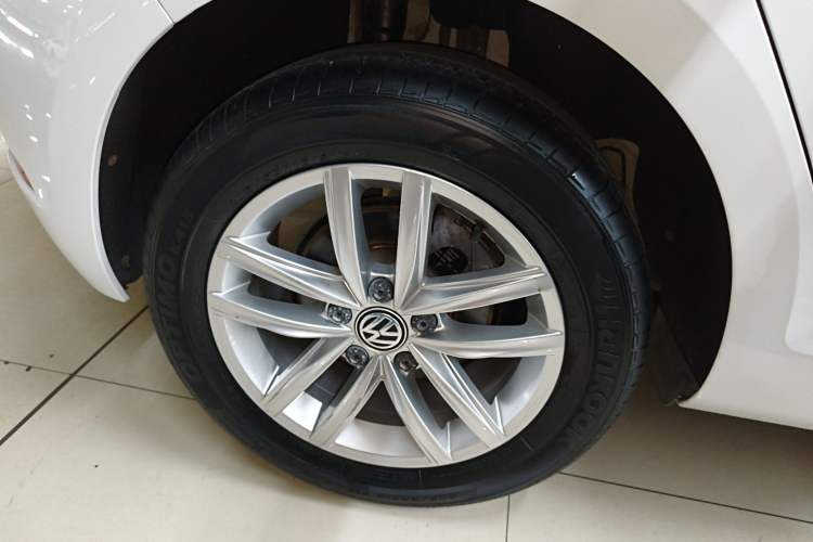 Used Volkswagen Golf 2019 1.6L Automatic Comfort Model China V Standard
