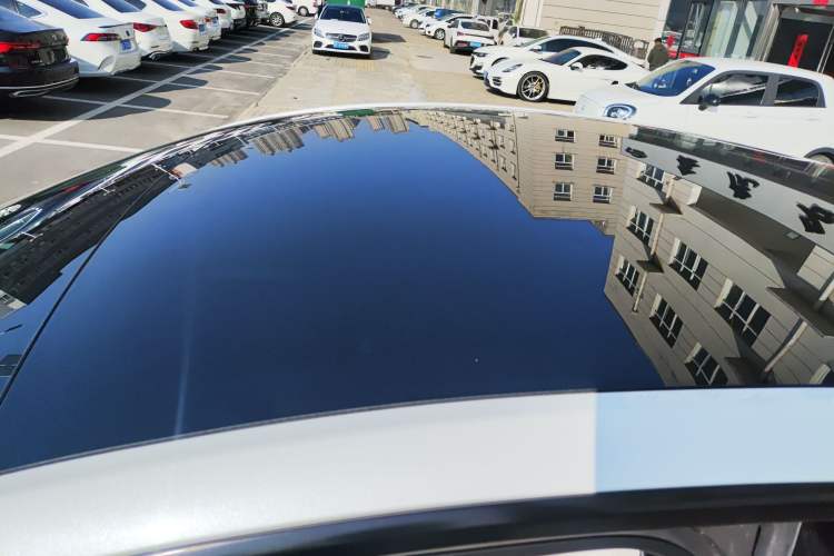 Used Tesla Model Y 2022 Performance High-Performance All-Wheel-Drive Version
