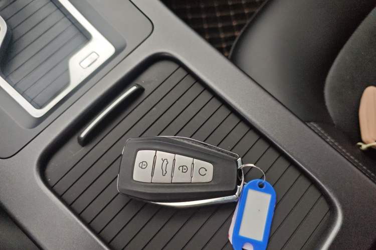 Used Geely Auto Emgrand GL 2021 UP 1.4T CVT Leading Edition Vehicle Key