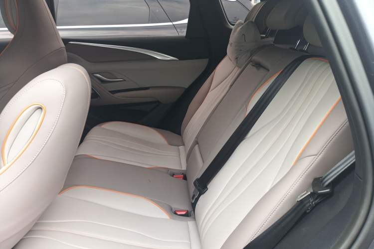 Used BYD Song Pro New Energy 2023 Champion Edition DM-i 71KM Navigation Model