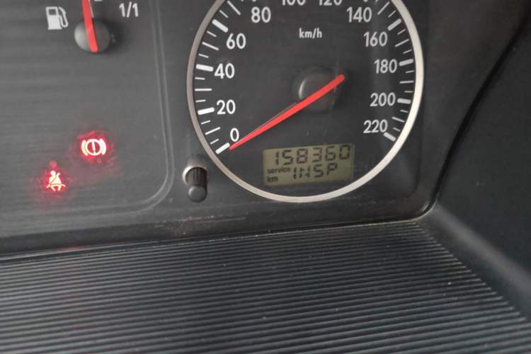 Used Volkswagen Santana Vista 2008 1.8L Manual Comfort Edition Odometer Close Up