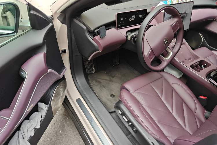 Used Nio ET5T 2025 75 kWh Touring
