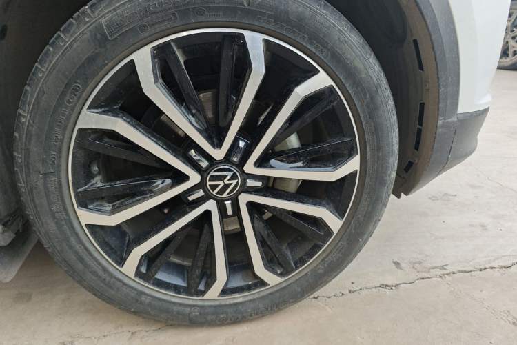 Used Volkswagen T-ROC 2021 280TSI DSG Two-Wheel Drive Comfort Connect Edition
