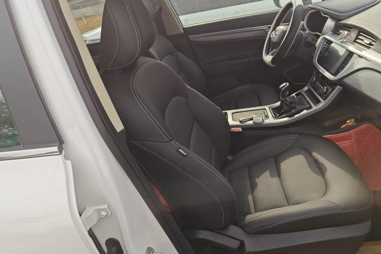 Used Geely Auto Emgrand GS 2019 1.4T Manual Ya
