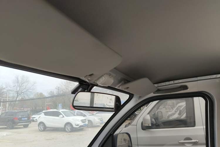 Used Wuling Rongguang New Truck 2023 1.5L Single-Row Extended Version Standard LAR
