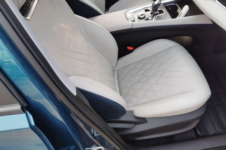 Used Chery Tiggo 7 PLUS New Energy 2023 1.5T Zhiyuan Trim
