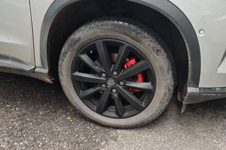 Used XPeng G3 2019 Enjoy Edition Right Front Wheel Hub