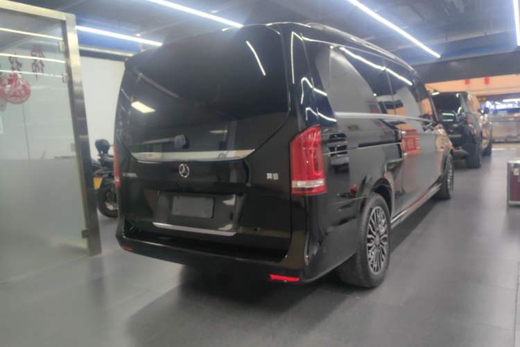 Used Mercedes-Benz V-Class 2018 V 260 L Prestige Extended Version China VI