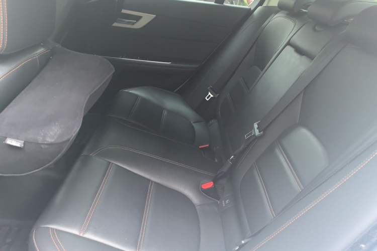 Used Jaguar XEL 2018 2.0T 250 PS Premium Edition
