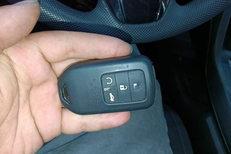 Used Honda Civic 2019 220TURBO CVT Dynamic Edition China VI Emission Standard Vehicle Key