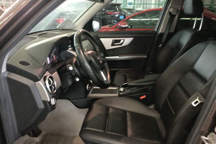 Used Mercedes-Benz GLK-Class 2013 GLK 300 4MATIC Dynamic Sunroof Model Left Front Seat