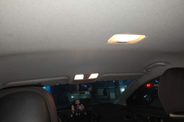 Used Hyundai Elantra (5th Generation / Langdong) 2016 1.6L Automatic Smart Version
