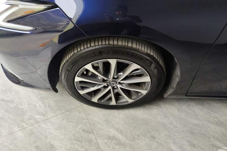 Used Lexus ES 2025 200 Premium Edition