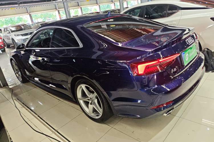 Used Audi A5 2020 Coupe 40 TFSI Fashion Edition China VI Emission Standard