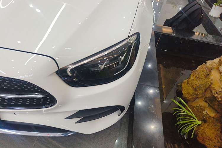 Used Mercedes-Benz E-Class 2023 E 260 Convertible Coupe
