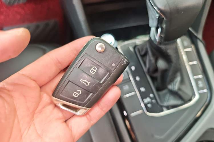 Used Volkswagen Tiguan L 2017 330TSI Automatic Two-Wheel Drive Luxury Edition