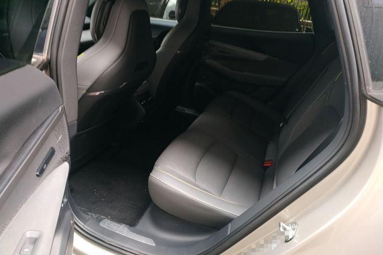 Used Lynk & Co 08 EM-P 2023 120km Long-Range Halo