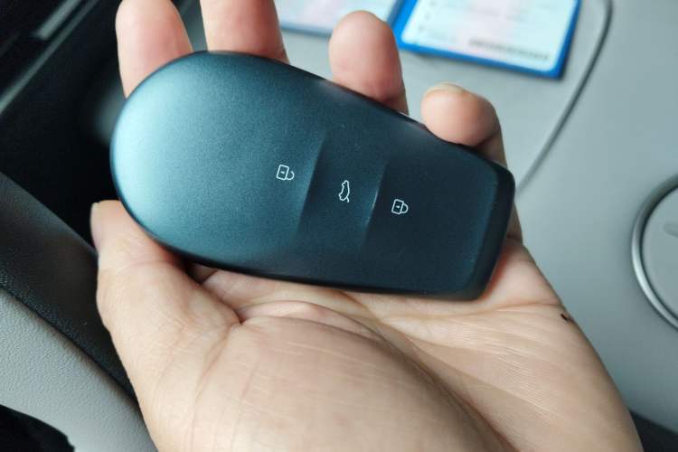 Used Nissan N7 2025 625 Max Vehicle Key