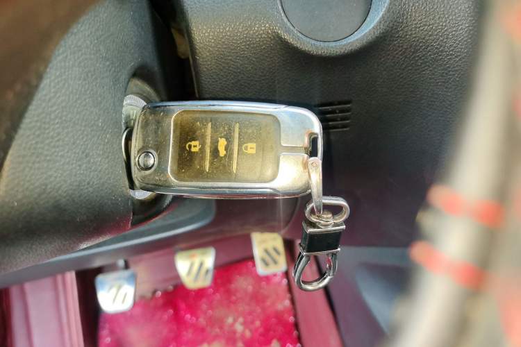 Used CHANGAN CS75 2014 2.0L Manual Luxury Version China IV Standard Vehicle Key