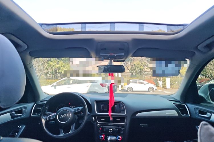 Used Audi Q5 2013 40 TFSI Technology Edition Headliner