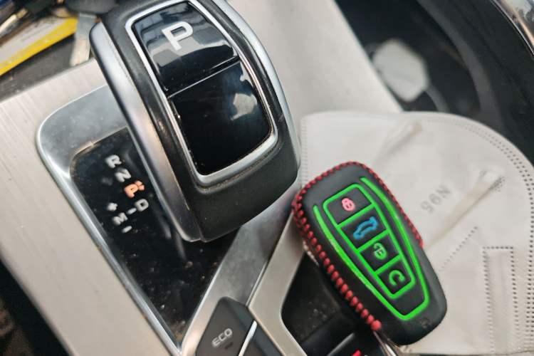 Used Geely Auto Coolray 2019 260T DCT Knight China V Standard