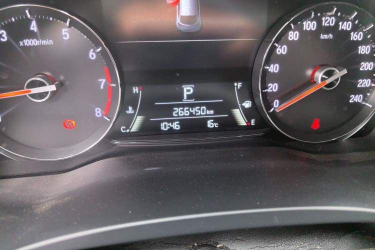 Used Honda Avancier 2017 240TURBO Two-Wheel Drive Premium Edition Odometer Close Up