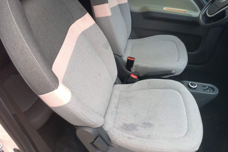 Used Wuling Hongguang MINIEV 2022 Macaron Premium Model – Lithium Iron Phosphate