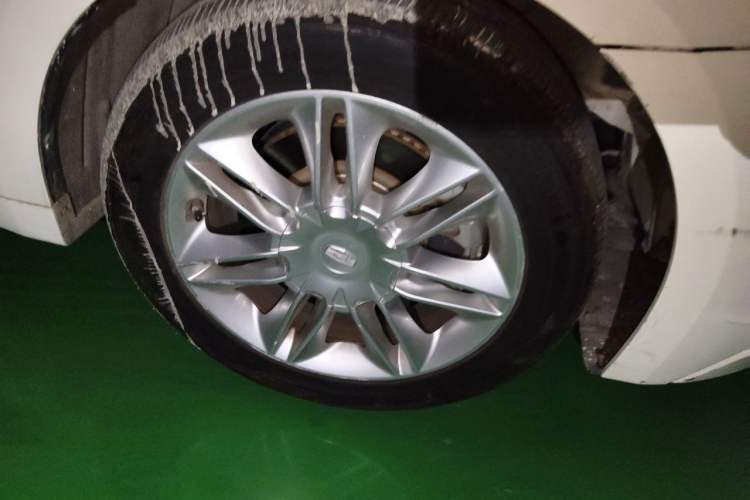 Used Geely Auto Emgrand GT 2015 2.4L Comfort Model
