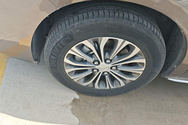 Used Buick GL8 2023 Land Executive Class Smart Enjoyment Model
