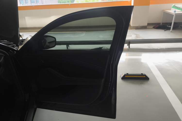 Used Ford Mustang Mach-E 2021 Leap Edition Rear-Drive Version (Standard Range)