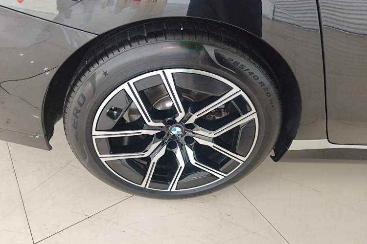 Used BMW 7 Series 2023 735Li M Sport Package