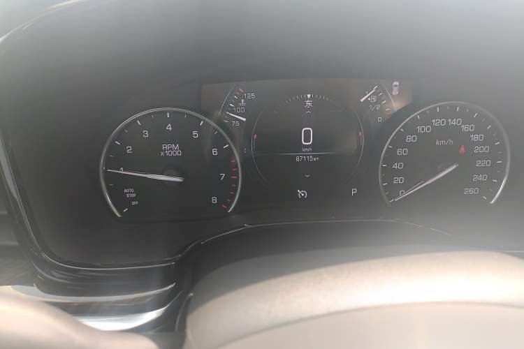 Used Cadillac XT5 2018 25T Luxury Model