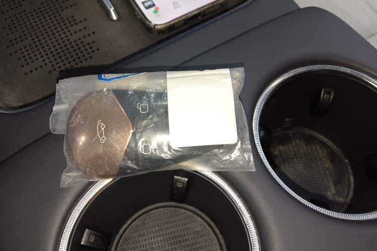 Used VOYAH Dream 2025 PHEV Four-Wheel-Drive Flagship Kunpeng Edition Vehicle Key