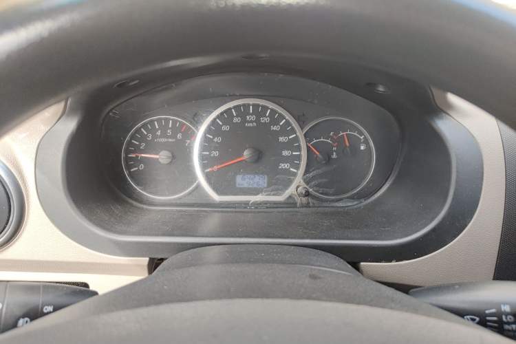 Used Wuling Hongguang 2014 1.2L Standard Model China IV