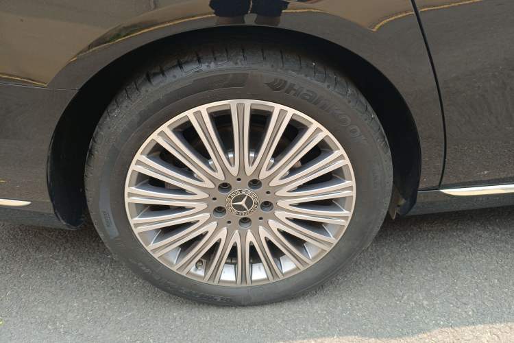 Used Mercedes-Benz E-Class 2020 Facelift E 300 L Stylish Edition
