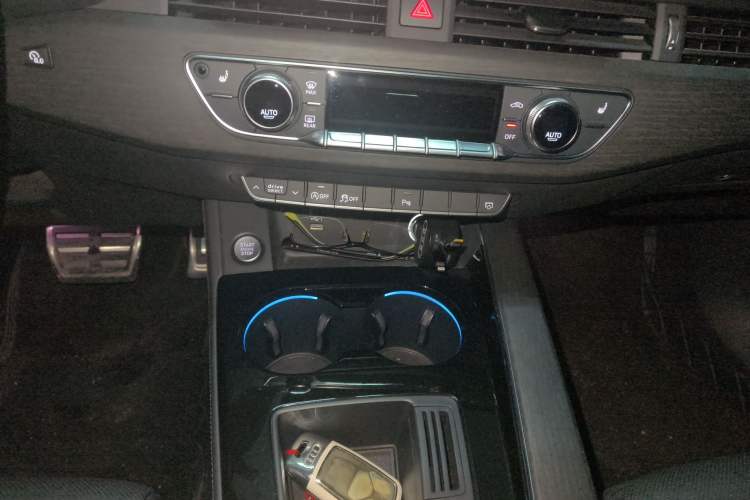 Used Audi A4L 2024 40 TFSI Luxury Dynamic Edition
