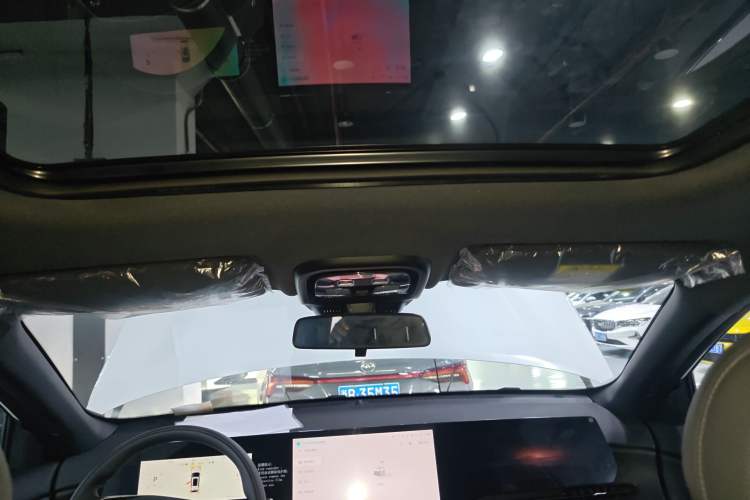 Used CHANGAN CS75 PLUS 2025 4th Generation UItra 2.0T New Blue Whale – Smart & Powerful Version