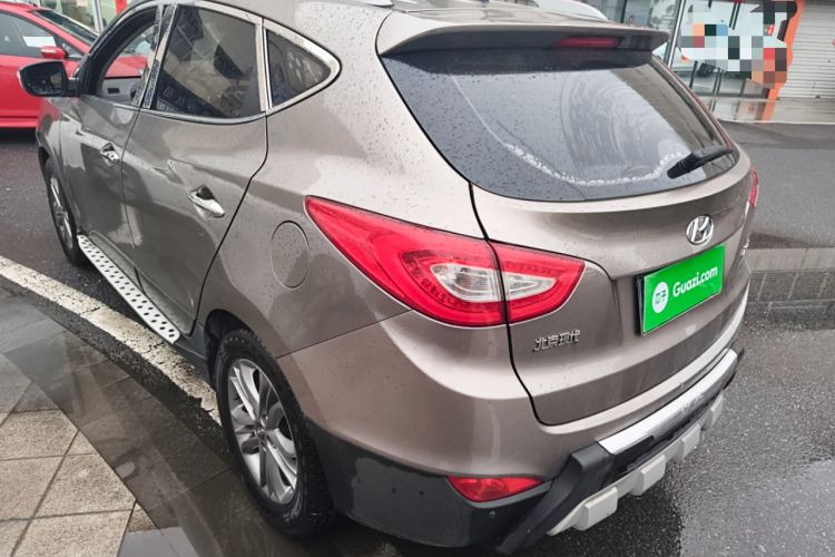 Used Hyundai ix35 2013 2.0L Automatic Two-Wheel Drive Smart GLS China IV Standard