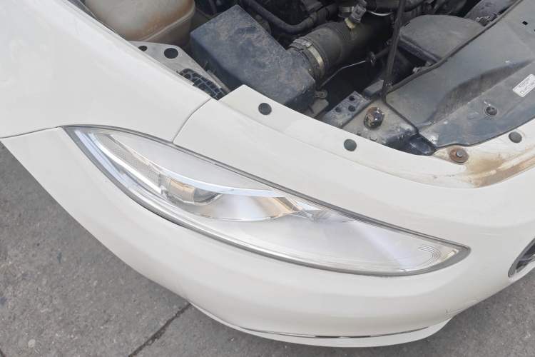 Used Fiat Viaggio 2012 1.4T Automatic Enjoyment Edition Right Front Headlight