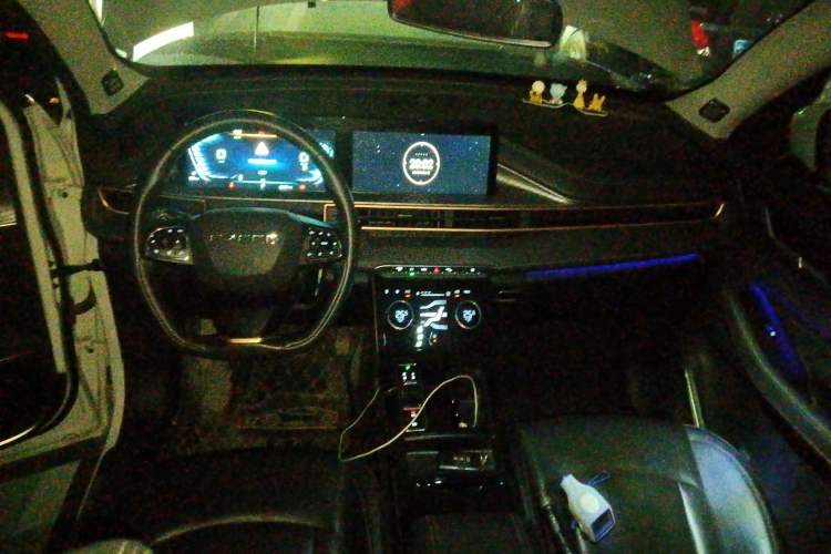 Used EXEED Zhuifeng C-DM 2022 1.5 TCI-DHT 105 km "Chengfeng Qi" Edition