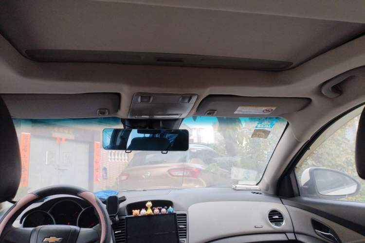 Used Chevrolet Cruze 2011 1.6L SE MT Transformers Edition