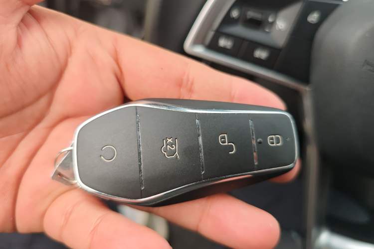 Used BYD Destroyer 05 2024 HONOR Edition DM-i 55KM Luxury Model Vehicle Key