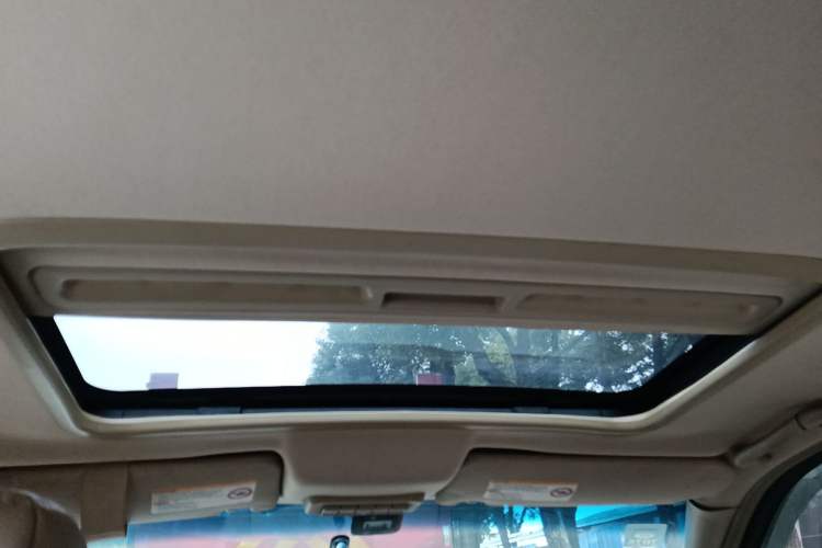 Used Buick GL8 2006 Lu Zun 3.0L CT Comfort Edition
