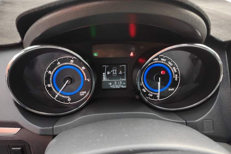 Used Cowin E3 2018 1.5L Manual Luxury Model