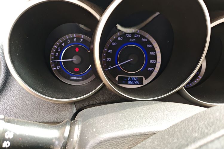 Used CHANGAN Eado 2015 1.6L Manual Luxury Model China IV Standard